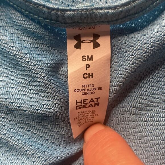 Under Armour Wm’s Sz Sm Blue Scoop Neck Mesh Panels Fly by Tank Top - Picture 5 of 5
